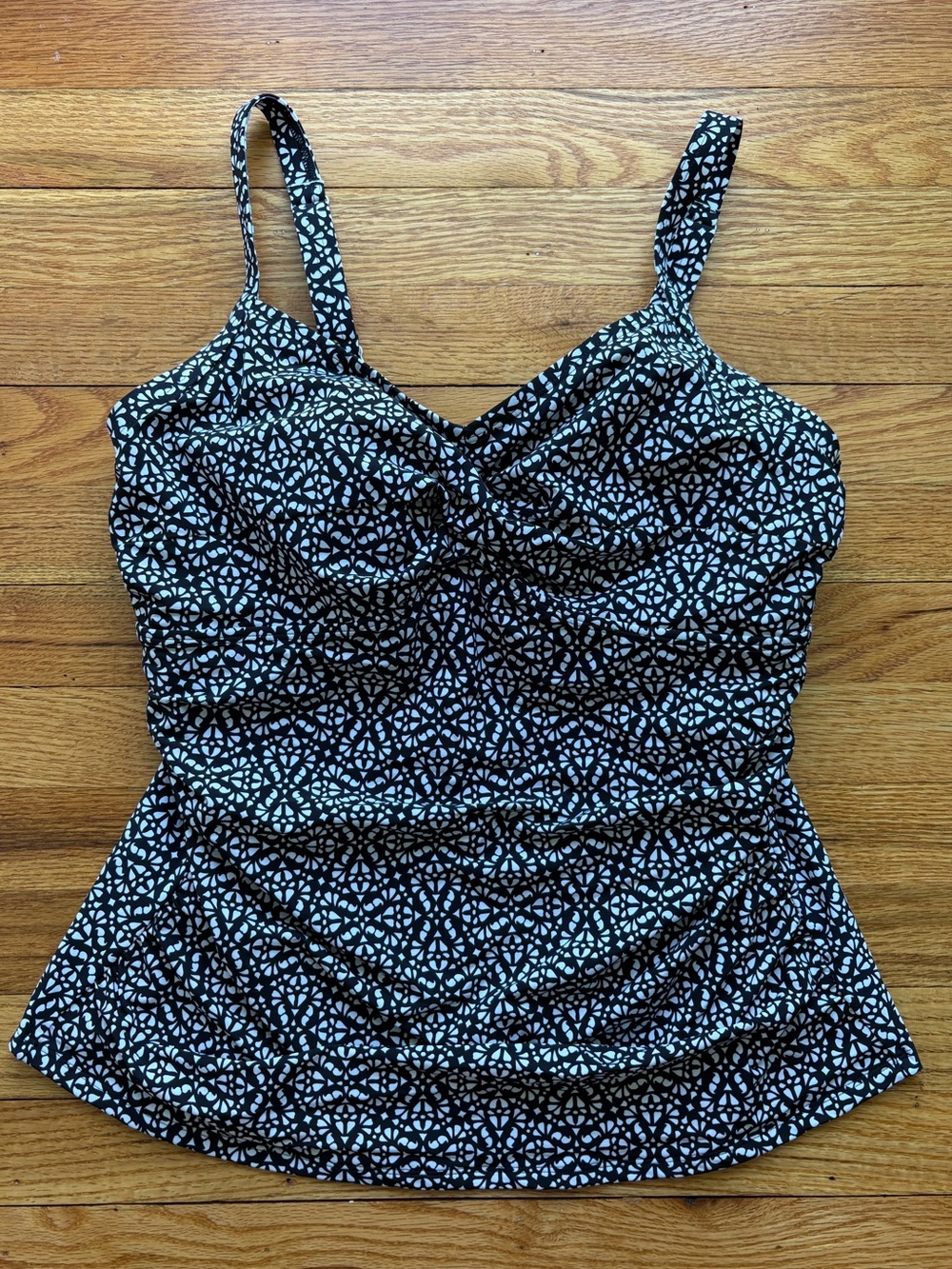 Bundle of 2 LL Bean Tankini Tops Size 16 - Picture 2 of 16